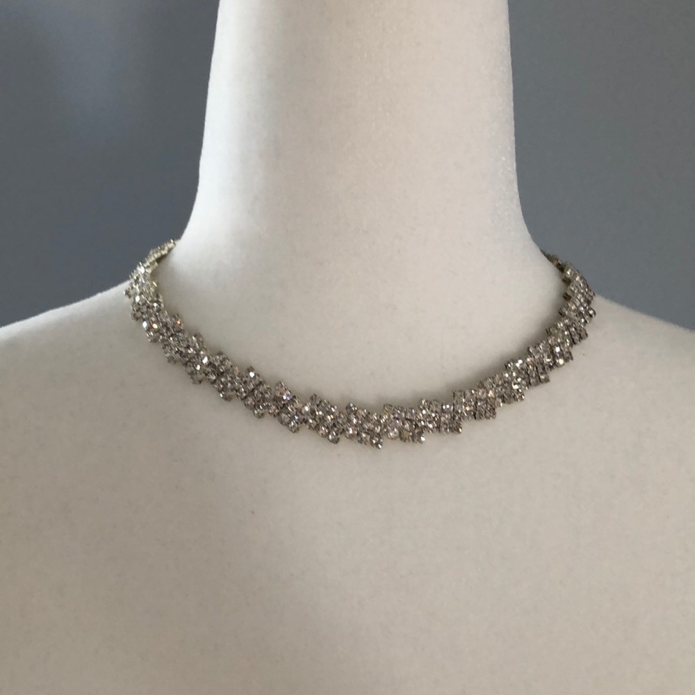 RHINESTONE NECKLACE